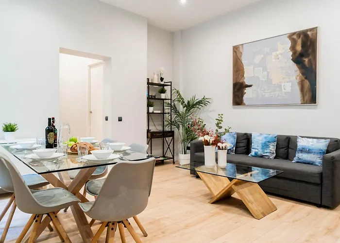 Atocha3 Superb Location - 4Bedrooms 2 Baths